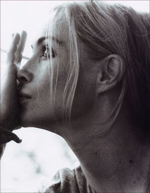 Emmanuelle_Beart_004.jpg