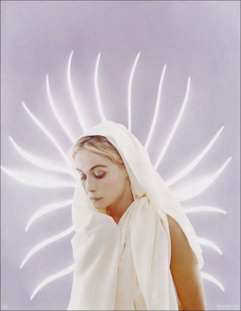 Emmanuelle_Beart_010.jpg