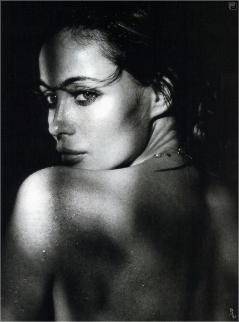 Emmanuelle_Beart_034.jpg